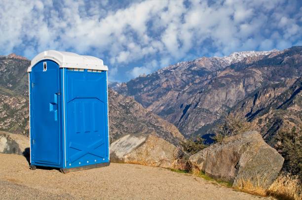 Porta potty delivery and setup in Broadview Heights, OH