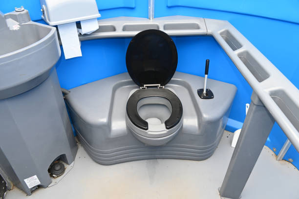 Best Portable toilet rental cost  in Broadview Heights, OH